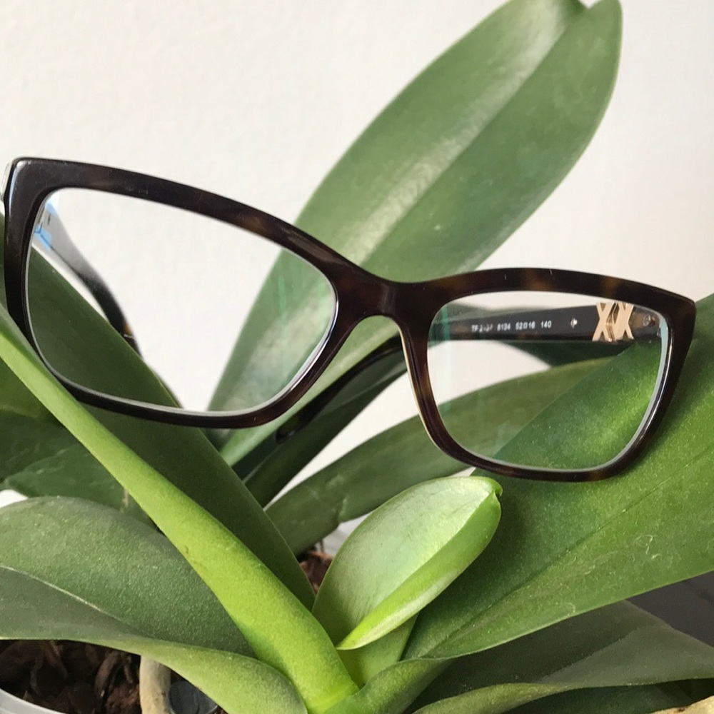 Glasses - Picture 3 of 14